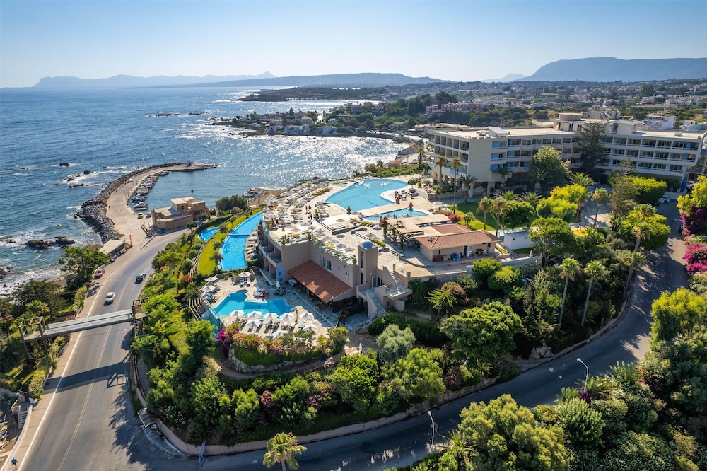 Leptos Panorama Hotel — Hotel rooms in Chania