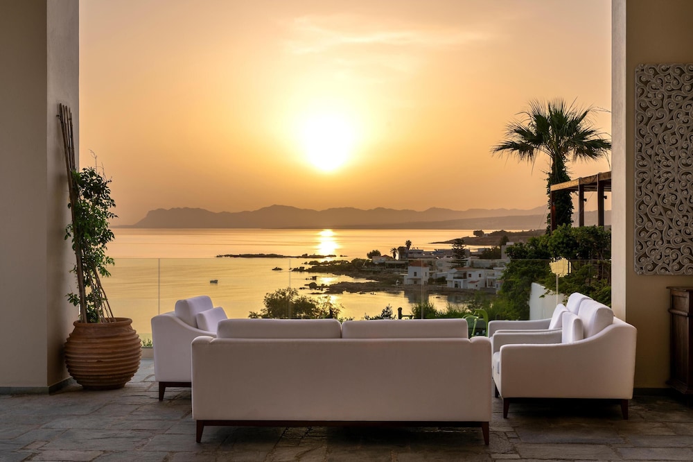 Leptos Panorama Hotel — Beach in Chania