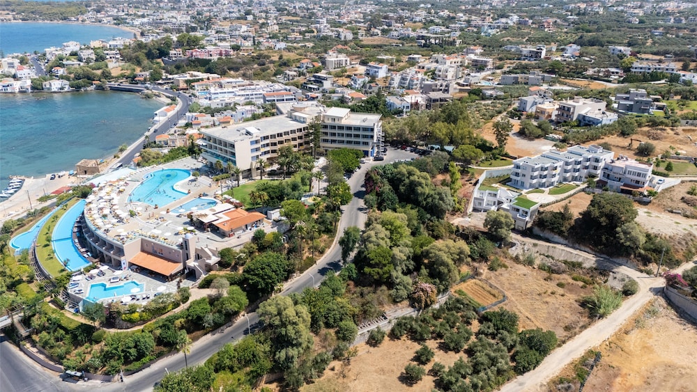 Leptos Panorama Hotel — Hotel building in Chania