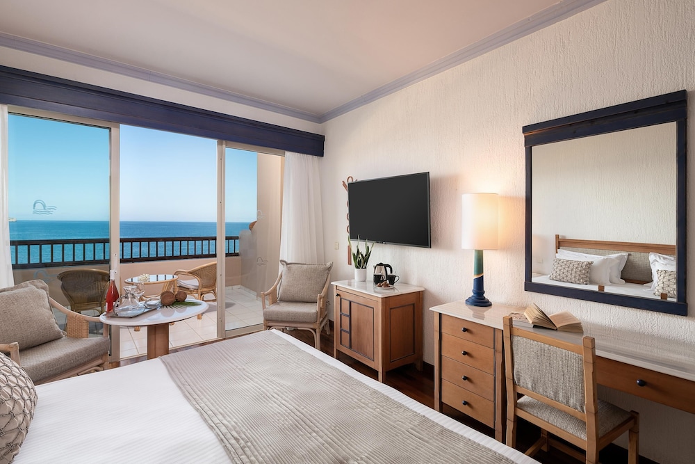 Leptos Panorama Hotel — Hotel rooms in Chania