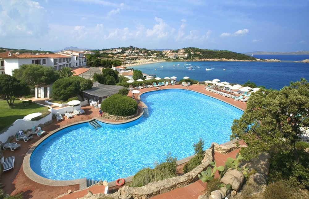 Hotel la Bisaccia — Swimming pool in Arzachena, Sardinia
