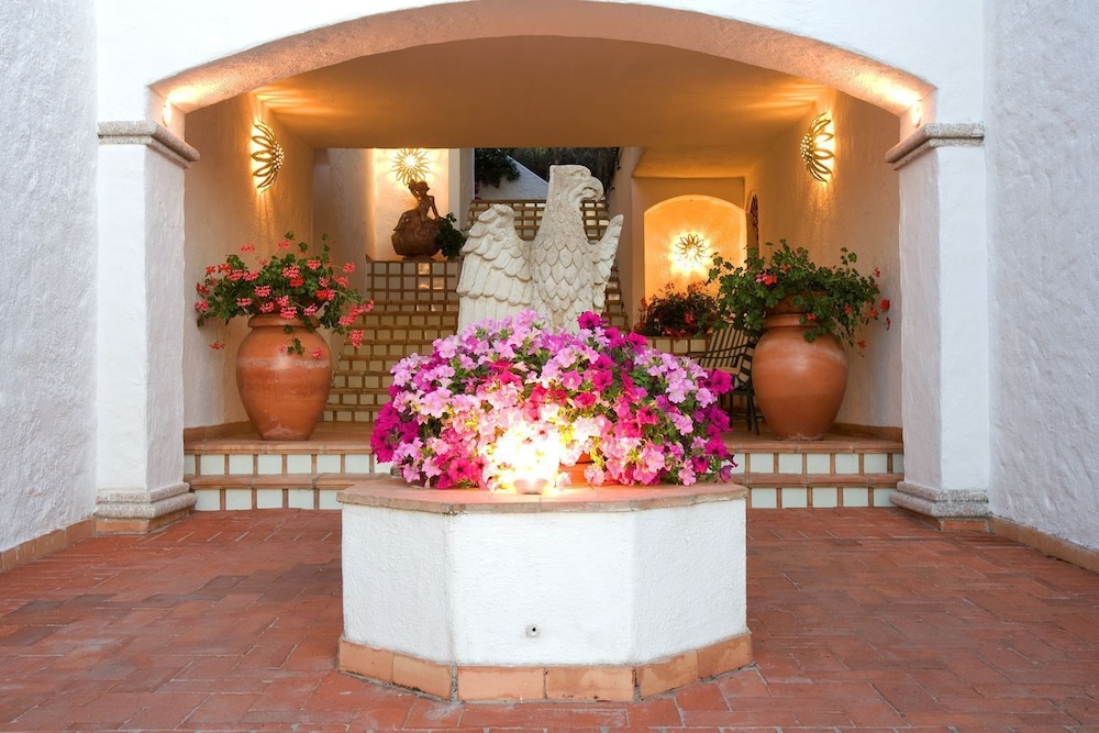 Hotel la Bisaccia — Hotel building in Arzachena, Sardinia
