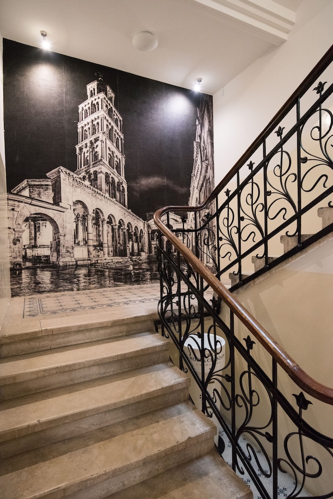 Central Square Heritage Hotel — Hotel building in Split, Split-Dalmatia