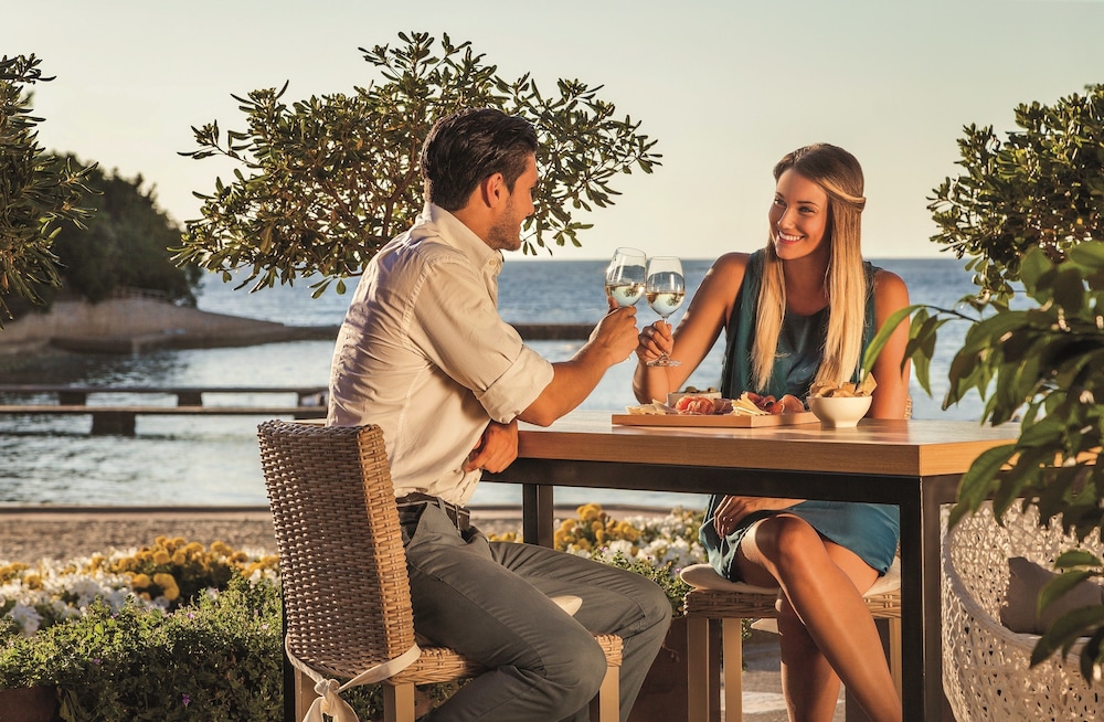 Hotel Gran Vista Plava Laguna — Restaurant & bars in Poreč, Istria
