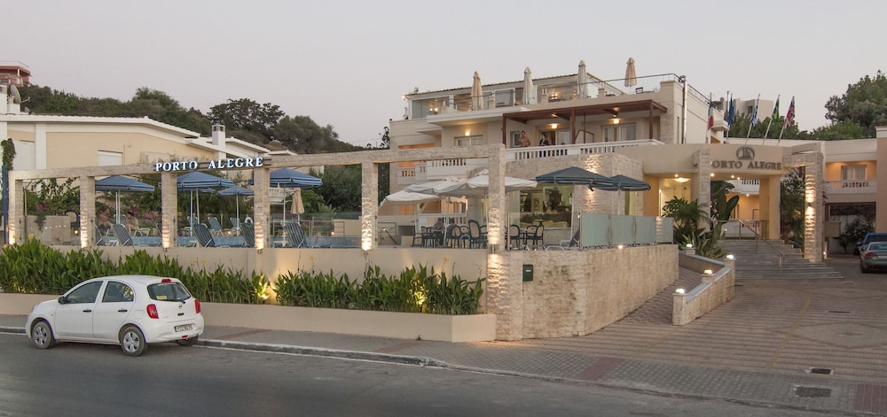 Porto Alegre — Hotel building in Chania