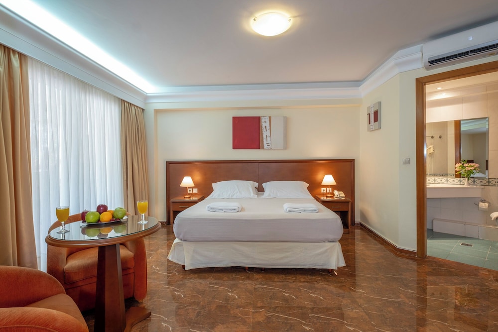 Porto Alegre — Hotel rooms in Chania