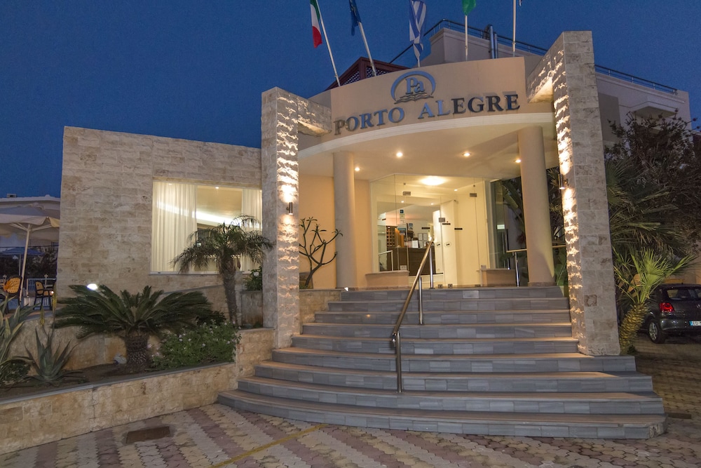 Porto Alegre — Hotel building in Chania