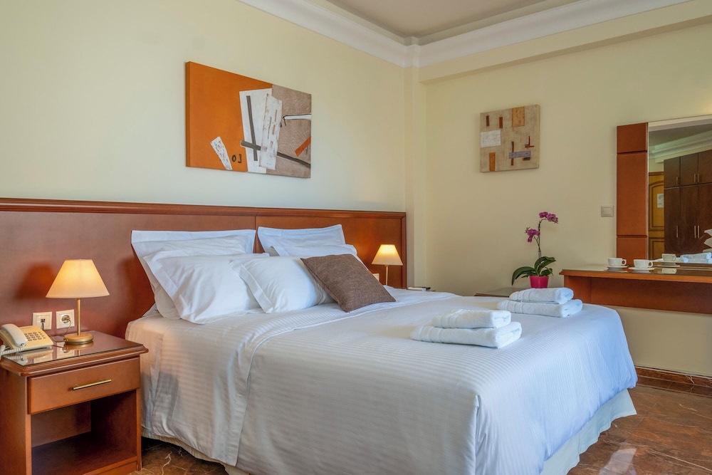 Porto Alegre — Hotel rooms in Chania