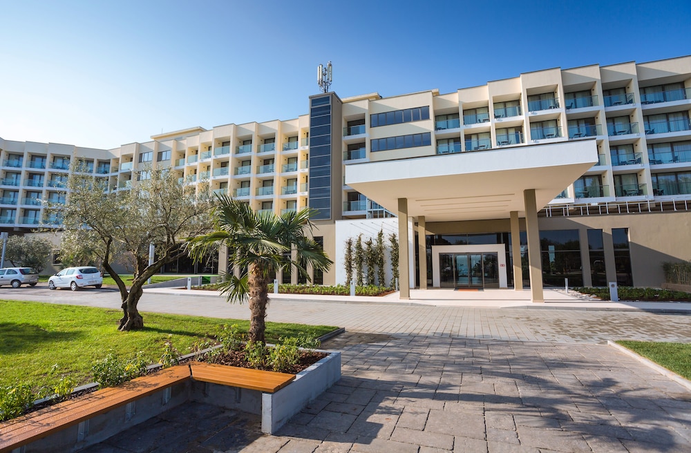 Hotel Materada Plava Laguna — Hotel building in Poreč, Istria