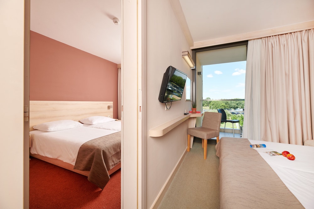 Hotel Materada Plava Laguna — Hotel rooms in Poreč, Istria