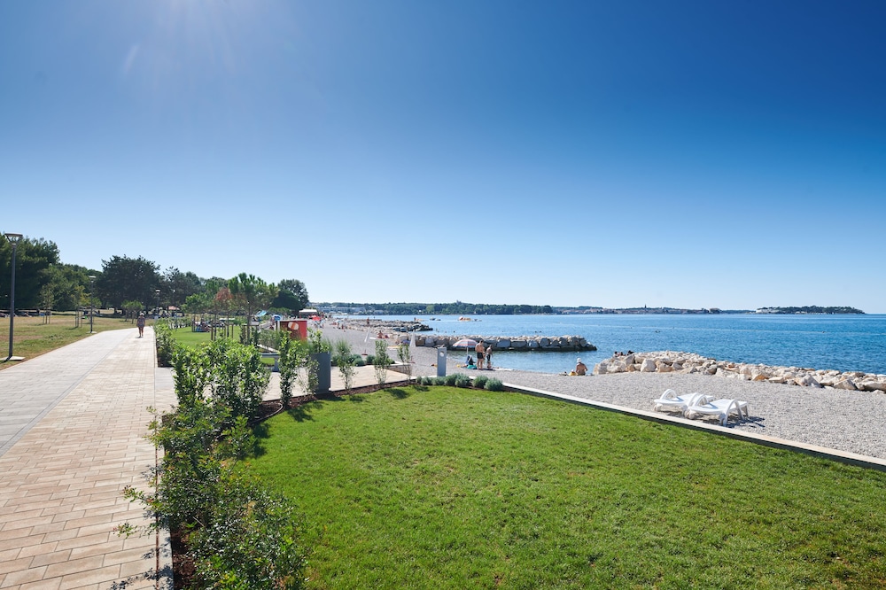 Hotel Materada Plava Laguna — Beach in Poreč, Istria