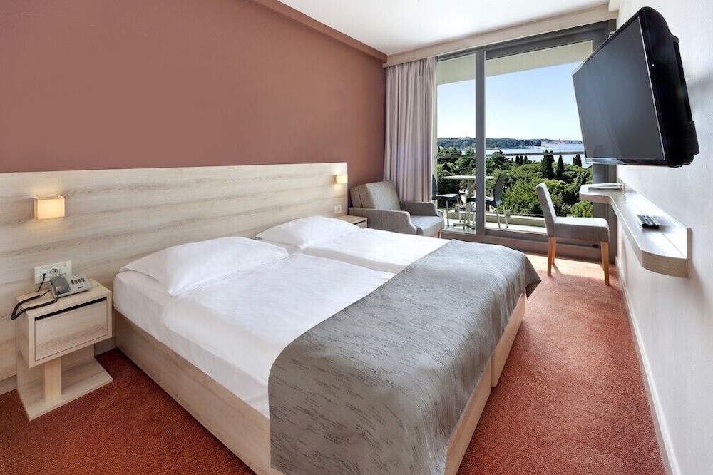 Hotel Materada Plava Laguna — Hotel rooms in Poreč, Istria