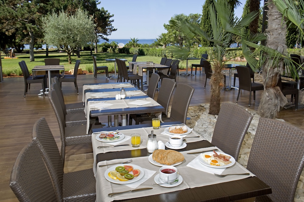 Hotel Materada Plava Laguna — Restaurant & bars in Poreč, Istria