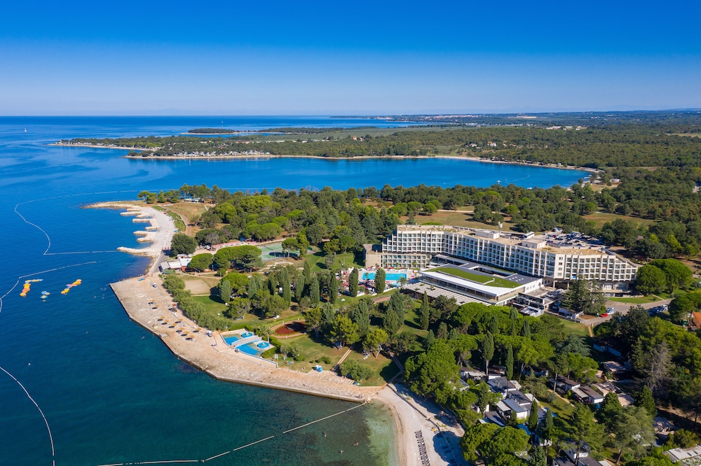 Hotel Materada Plava Laguna — Hotel building in Poreč, Istria