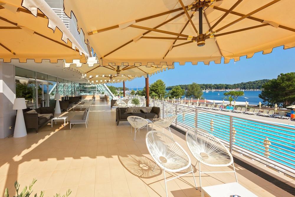 Hotel Molindrio Plava Laguna — Swimming pool in Poreč, Istria
