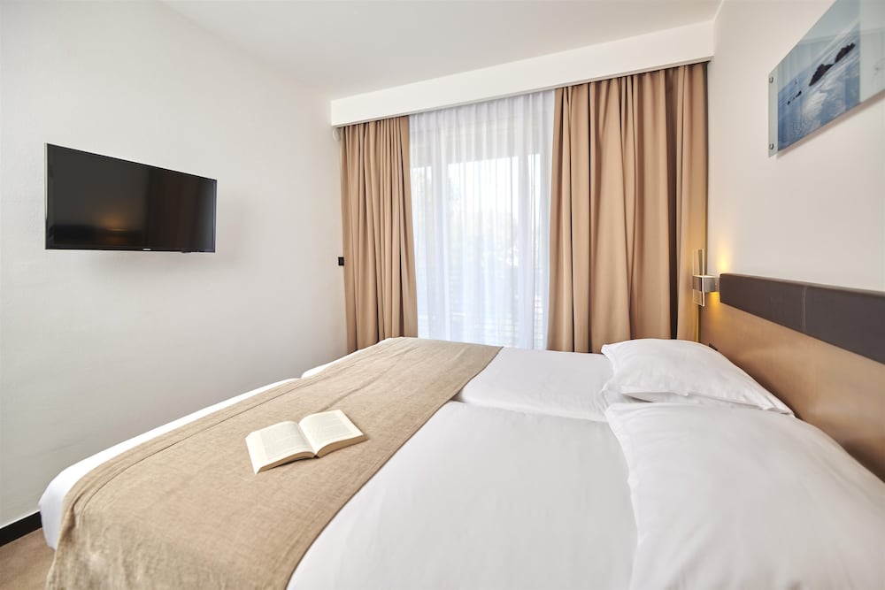 Hotel Molindrio Plava Laguna — Hotel rooms in Poreč, Istria