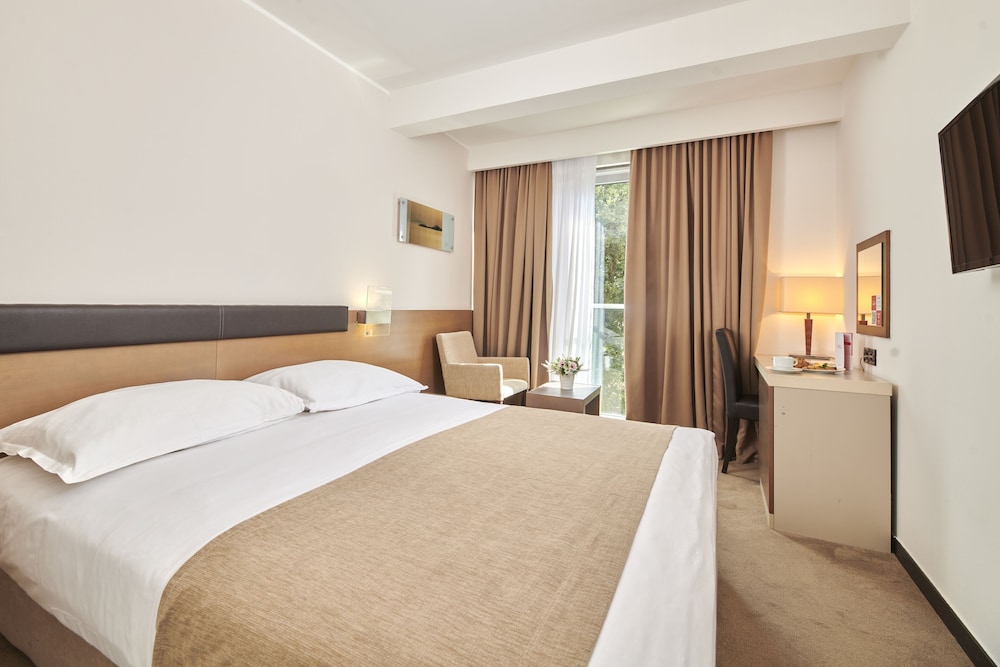 Hotel Molindrio Plava Laguna — Hotel rooms in Poreč, Istria