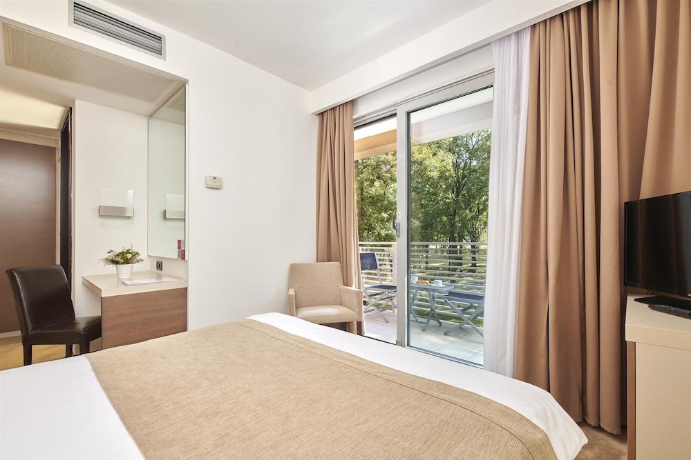 Hotel Molindrio Plava Laguna — Hotel rooms in Poreč, Istria