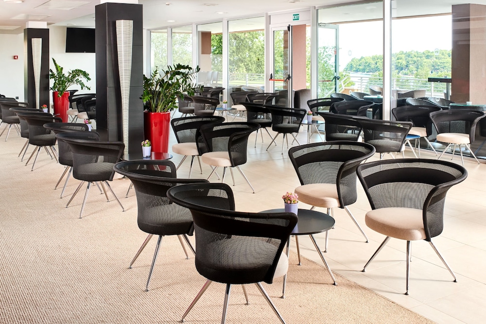 Hotel Molindrio Plava Laguna — Restaurant & bars in Poreč, Istria