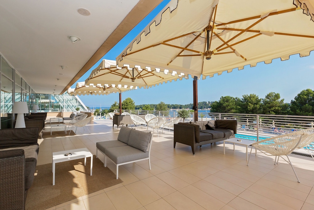 Hotel Molindrio Plava Laguna — Restaurant & bars in Poreč, Istria
