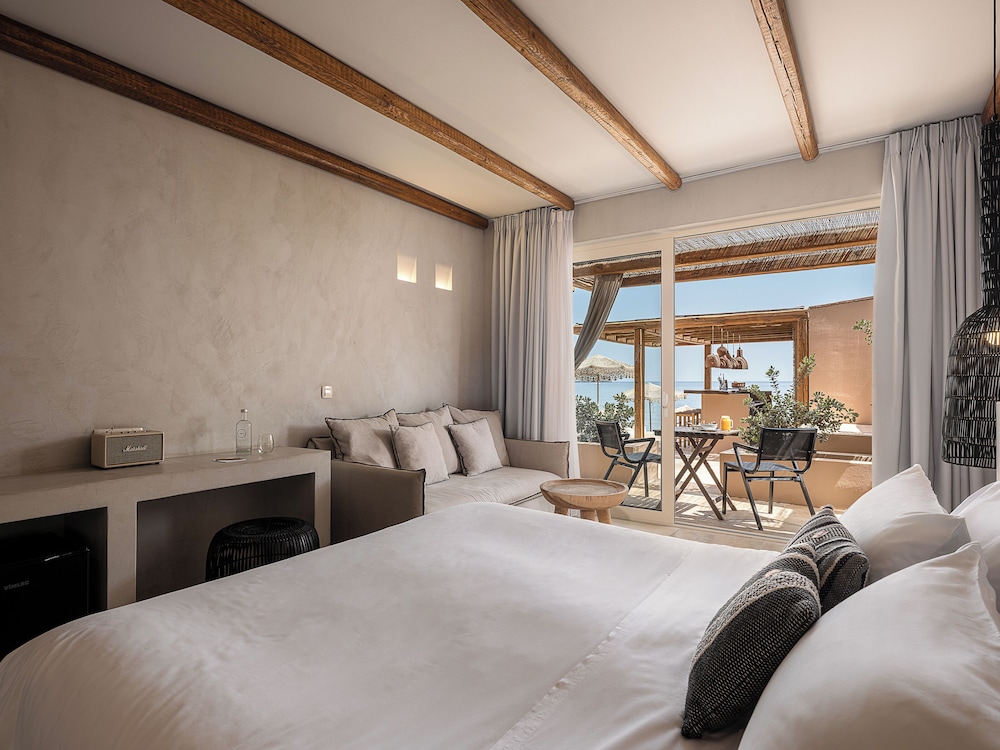 The Theodore Boutique Hotel — Hotel rooms in Chania