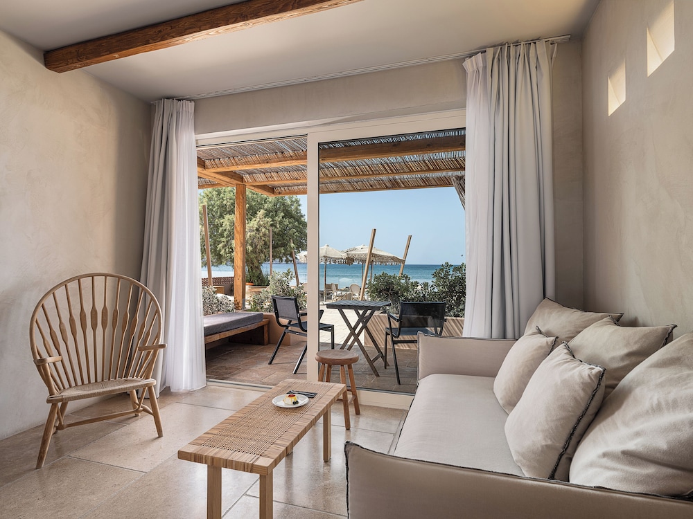 The Theodore Boutique Hotel — Hotel rooms in Chania