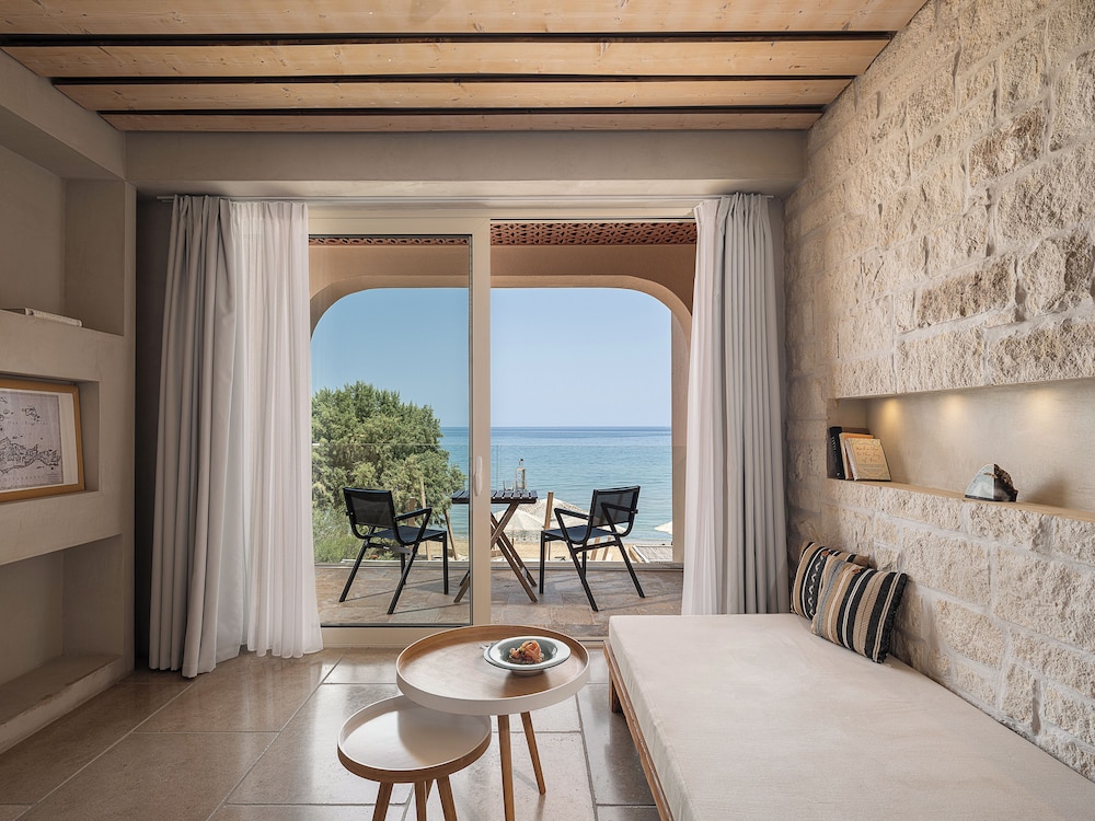 The Theodore Boutique Hotel — Hotel rooms in Chania