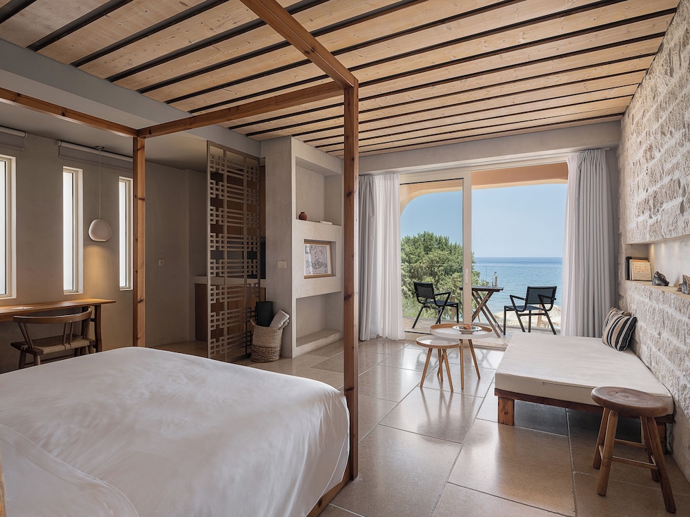 The Theodore Boutique Hotel — Hotel rooms in Chania