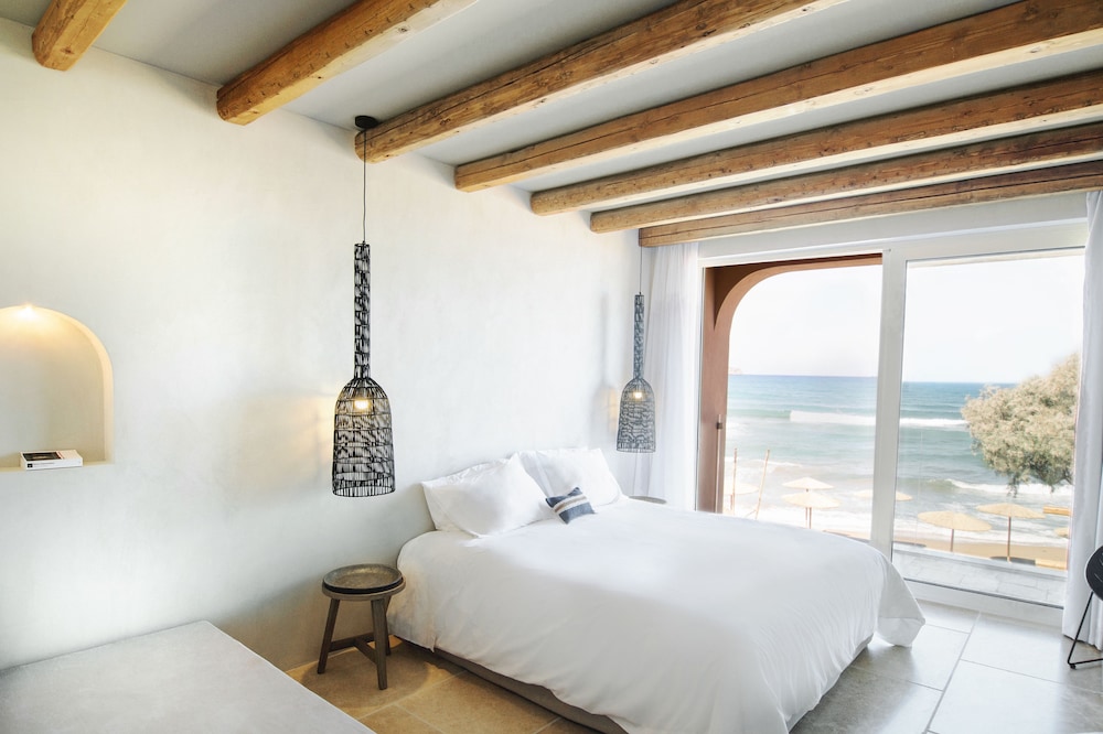 The Theodore Boutique Hotel — Hotel rooms in Chania