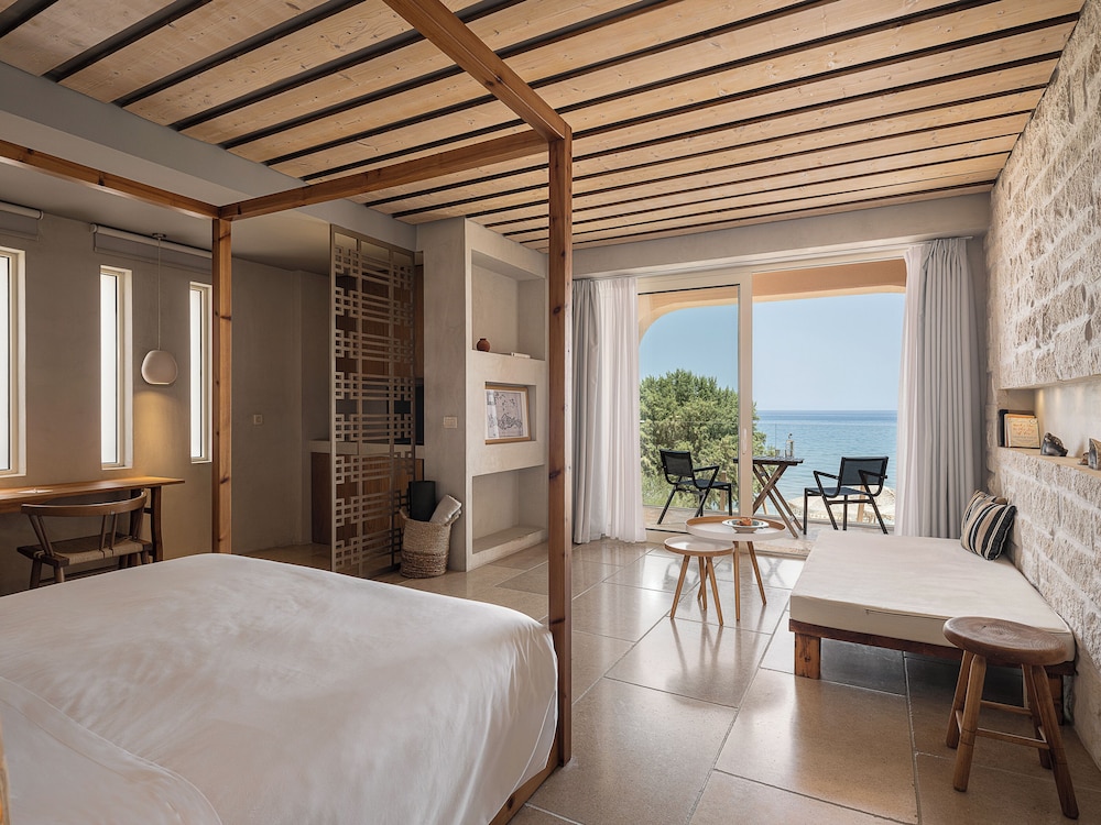 The Theodore Boutique Hotel — Hotel rooms in Chania