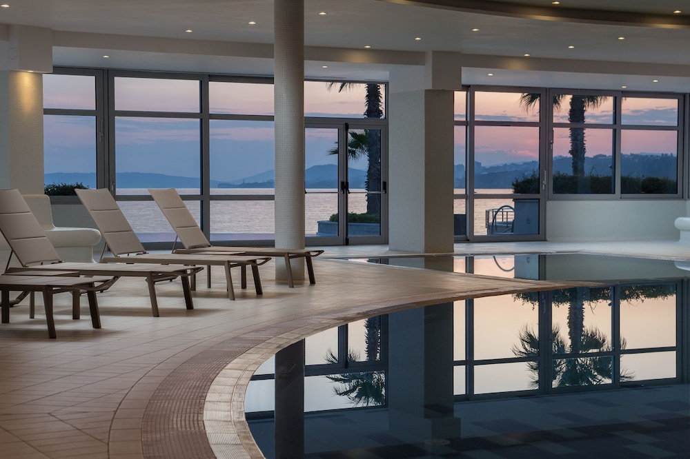 Le Meridien Lav, Split — Swimming pool in Podstrana, Split-Dalmatia