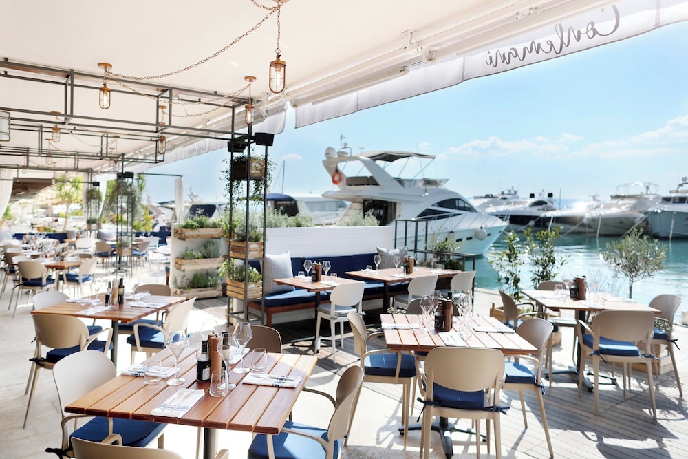 Le Meridien Lav, Split — Restaurant & bars in Podstrana, Split-Dalmatia