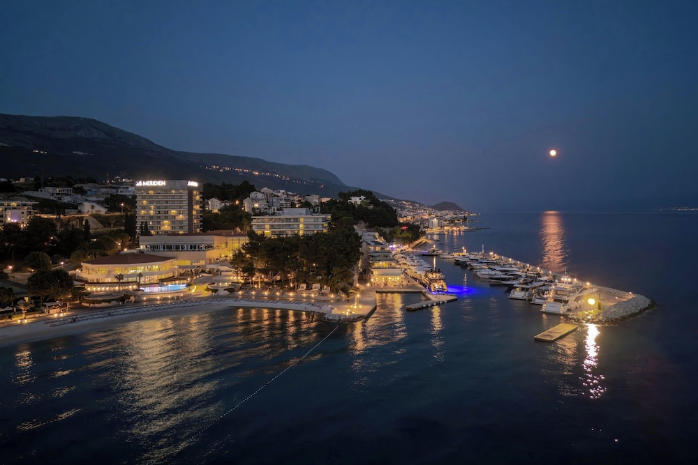 Le Meridien Lav, Split — Hotel building in Podstrana, Split-Dalmatia