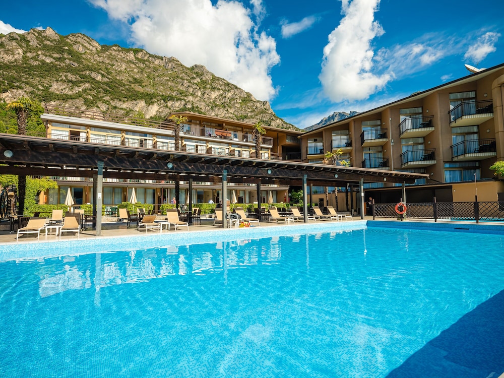 Hotel Leonardo da Vinci - zdjęcie 2