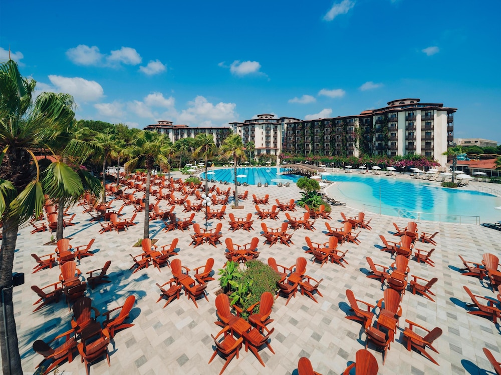 Selectum Family Resort Belek — Swimming pool in Belek