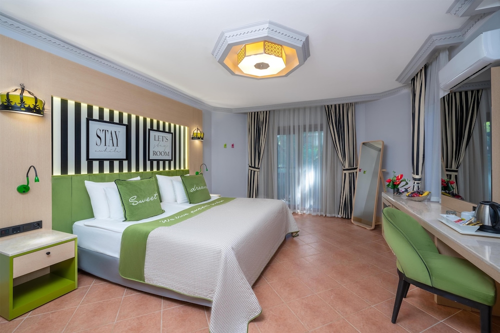 Selectum Family Resort Belek — Hotel rooms in Belek