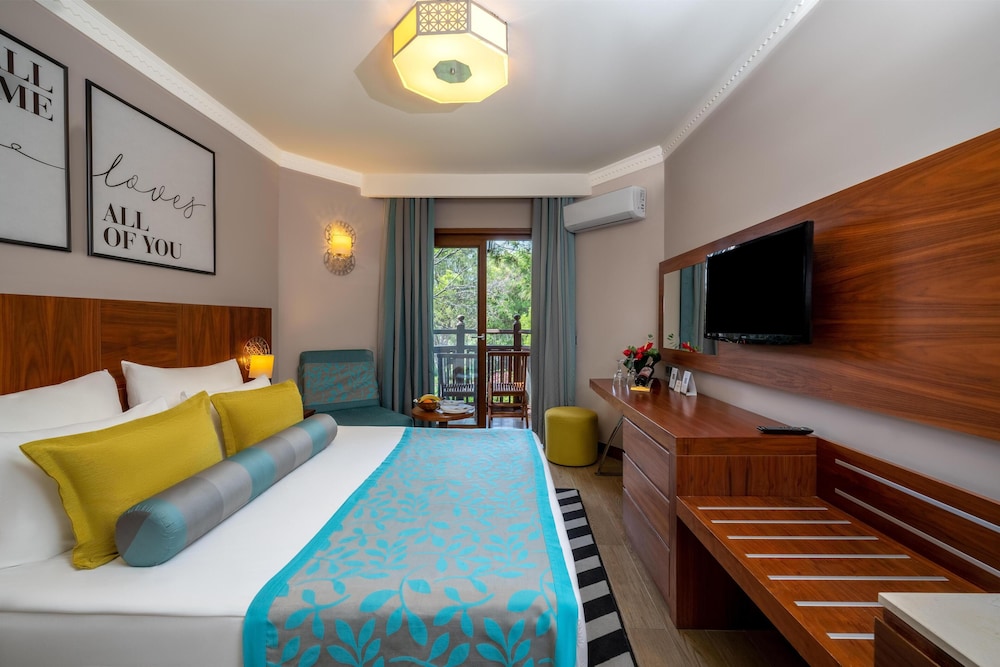 Selectum Family Resort Belek — Hotel rooms in Belek