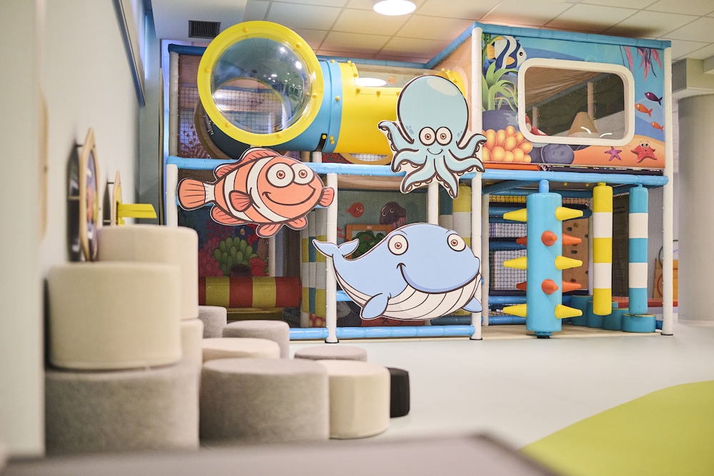 Aminess Vival Maestral Hotel — Attractions for children in Novigrad, Istria