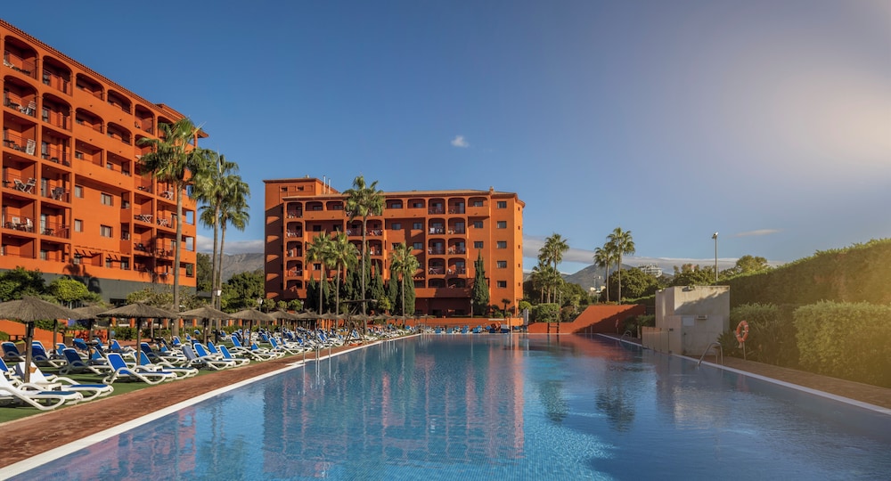 ILUNION Miramar — Swimming pool in Fuengirola, Andalusia
