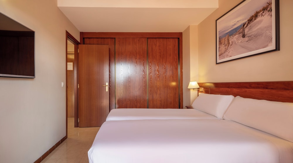 ILUNION Miramar — Hotel rooms in Fuengirola, Andalusia