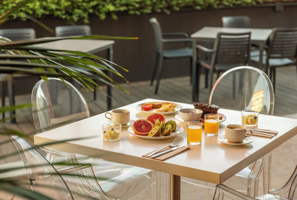 ILUNION Miramar — Restaurant & bars in Fuengirola, Andalusia