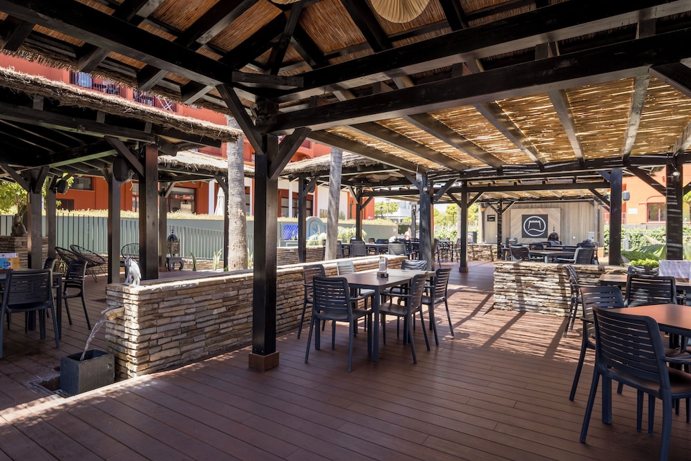 ILUNION Miramar — Restaurant & bars in Fuengirola, Andalusia