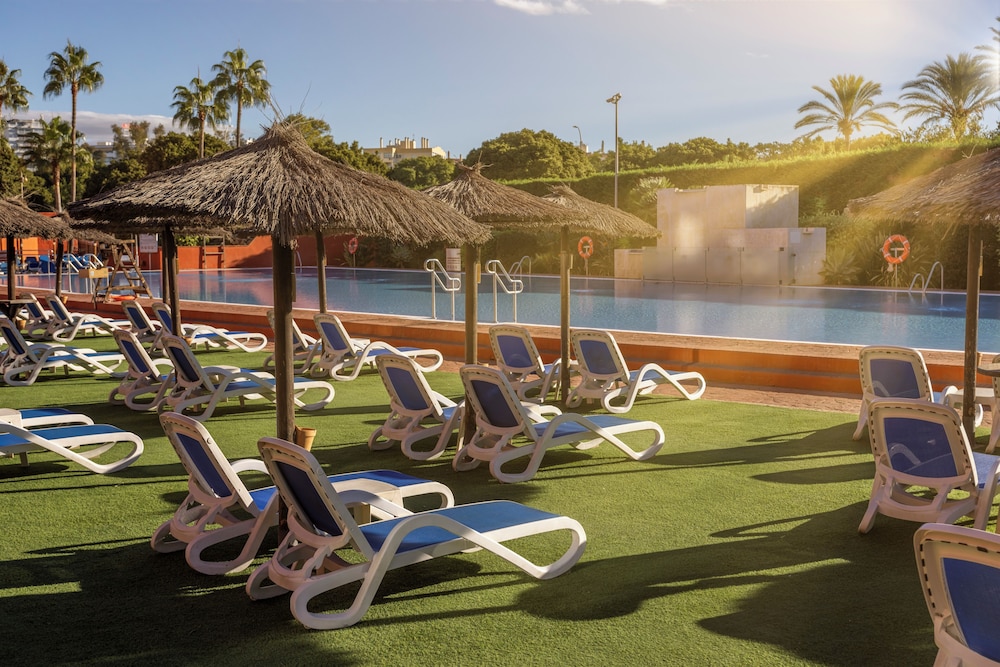 ILUNION Miramar — Swimming pool in Fuengirola, Andalusia