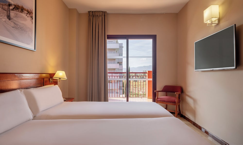 ILUNION Miramar — Hotel rooms in Fuengirola, Andalusia