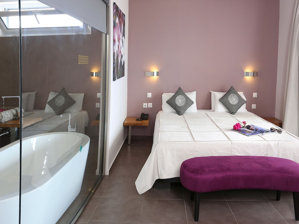 Pantokrator Hotel — Hotel rooms in Barbati, Ionian Islands