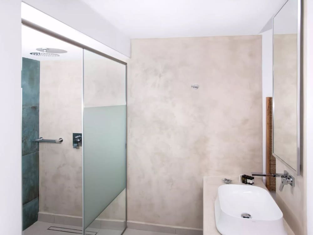 Manoulas Beach Mykonos Resort — Hotel rooms in Ornos, South Aegean