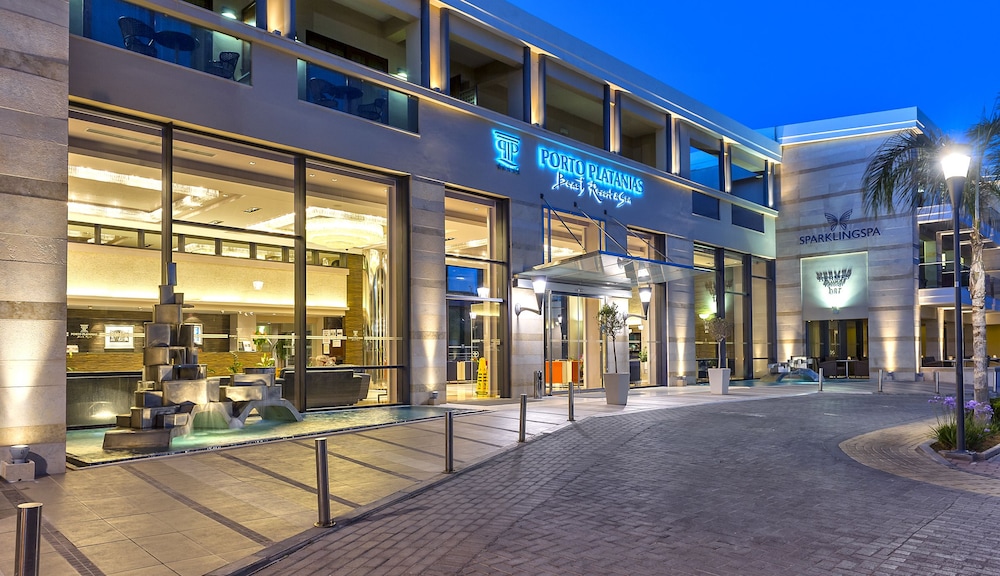 Porto Platanias Beach Resort & Spa — Hotel building in Platanias