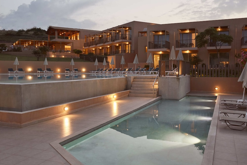 Giannoulis – Santa Marina Beach — Hotel building in Chania
