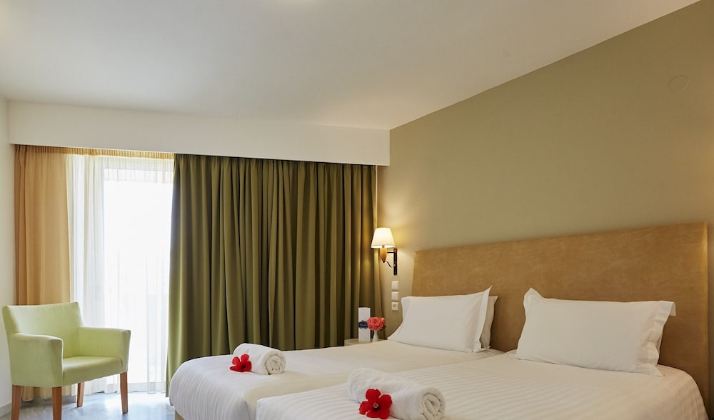 Giannoulis – Santa Marina Beach — Hotel rooms in Chania