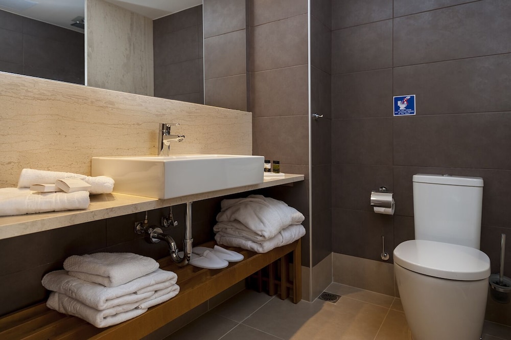 Giannoulis – Santa Marina Beach — Hotel rooms in Chania